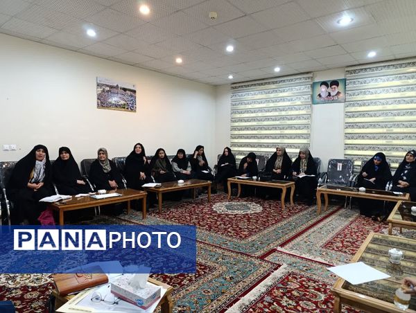 سلسله جلسات بانوی مؤثر و کنش گر در شهرستان کاشمر