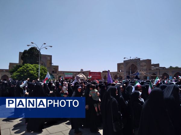 راهپیمایی مردم قزوین در جمعه خشم ونصر 
