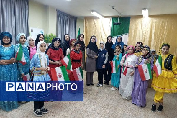 نمایشگاه فرهنگی_هنری و جشن ایرانمون در دبستان شهید آقچه‌لو رباط‌کریم