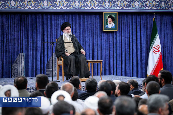 دیدار مسئولان و کارگزاران حج با رهبر انقلاب اسلامی