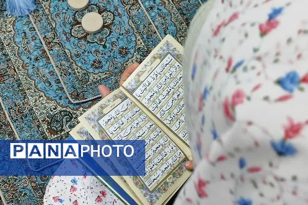 اعتکاف دختران آسمان با محوریت بصیرت نوجوان و حاج قاسم سلیمانی در باقرشهر 