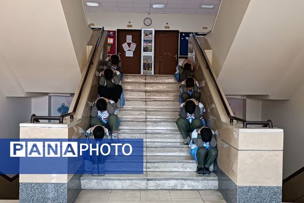 مانور زلزله و ایمنی در مدارس فیروزکوه