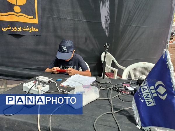 موکب «هم‌قدم تا حرم»؛ میعادگاه خادمان دانش‌آموز