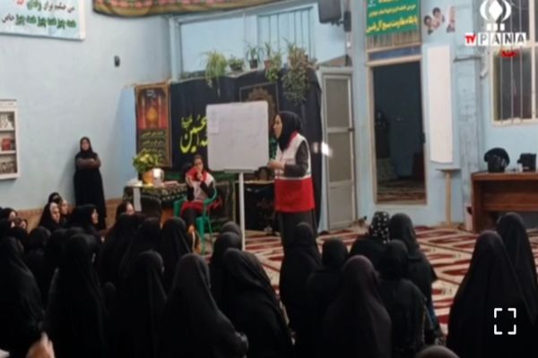جلسه آموزشی کمک‌های اولیه در مسجد امام جعفر صادق(ع) یزدانشهر