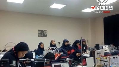 بازدید علمی - آموزشی دانش‌آموزان مدرسه دخترانه عصمت از دانشگاه دامغان