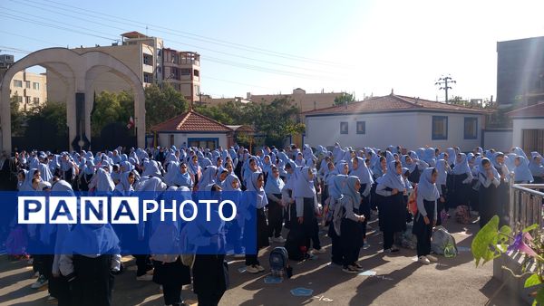 آغاز بهار تعلیم وتربیت در دبستان آرمینه مصلی نژاد ناحیه ۶