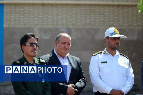 نواخته شدن زنگ مهر در شهرستان بم 