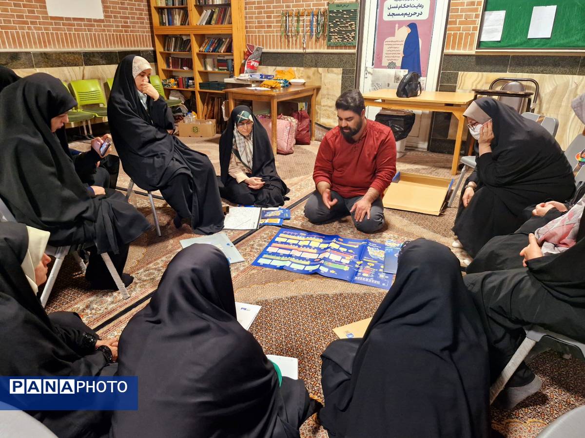 «ایران‌مون» مهمان اعتکاف دانش‌آموزی دختران همدان شد