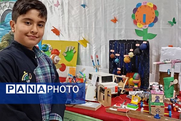 گرامیداشت «هفته پژوهش» در دبستان شهید دکتر چمران ناحیه دو شهرری 