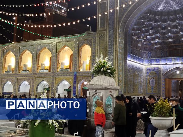 مشهد مقدس در تب‌وتاب جشن ولادت نخستین امام شیعیان  