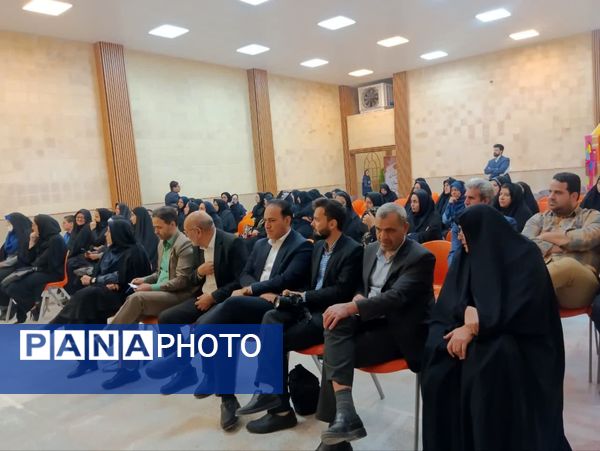 جلسه پرسش و پاسخ مدیران کودکستان‌ها با مدیرکل آموزش و پرورش استان یزد