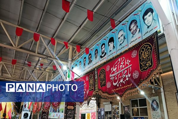 عشق و ارادت مردم ملارد نسبت به اهل بیت (ع) در روز عاشورا، به روایت تصویر