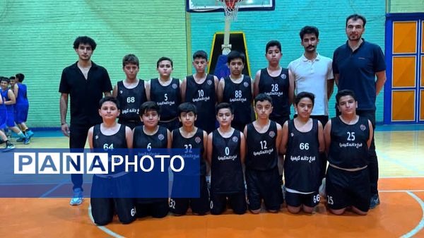مسابقات مینی بسکتبال پسران در شهرکرد
