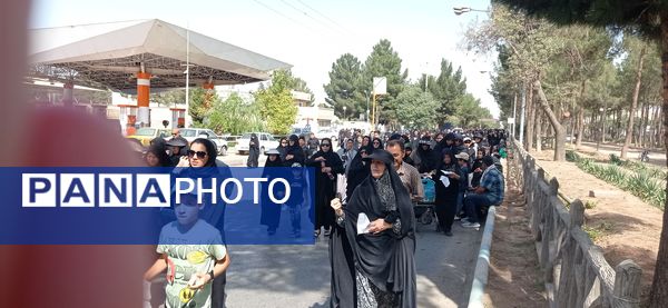 مراسم جاماندگان اربعین در شهرستان نیشابور همراه با برنامه های متنوع برگزار شد 