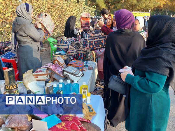 اجتماع بزرگ خانوادگی از مشهد تا قدس