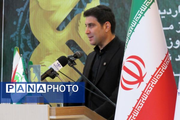 برگزاری آیین تجلیل از معلمان نمونه استان کردستان