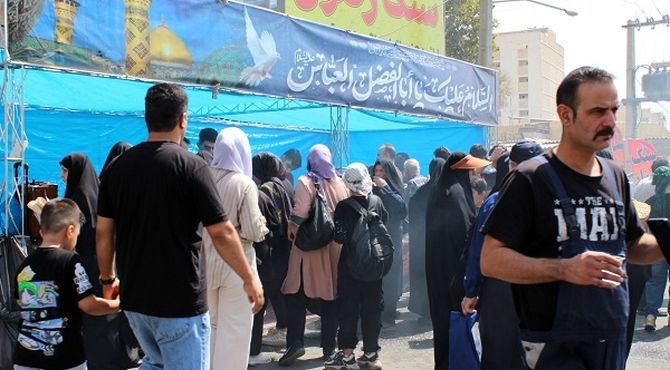 همقدمی هزاران البرزی در گرمای اربعین