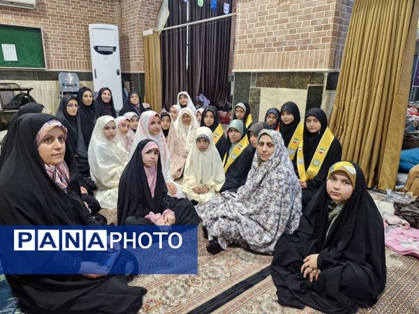 دختران، مهمانان عاشقانه اعتکاف