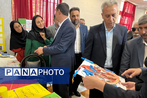 نمایشگاه تکنولوژی آموزشی در شهرستان آباده
