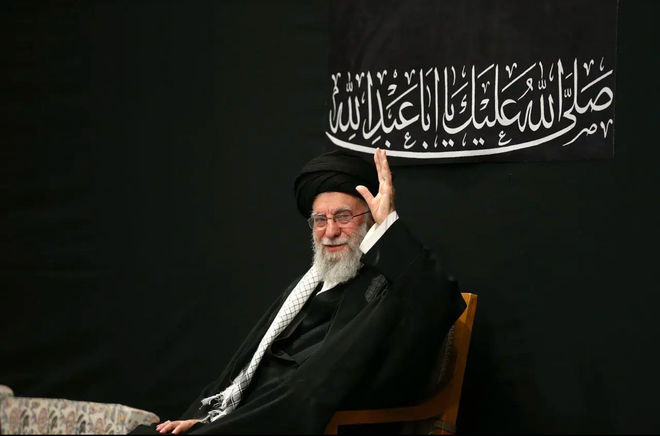 پیام عاشورایی وحدت و استقامت در سایه حضور رهبری