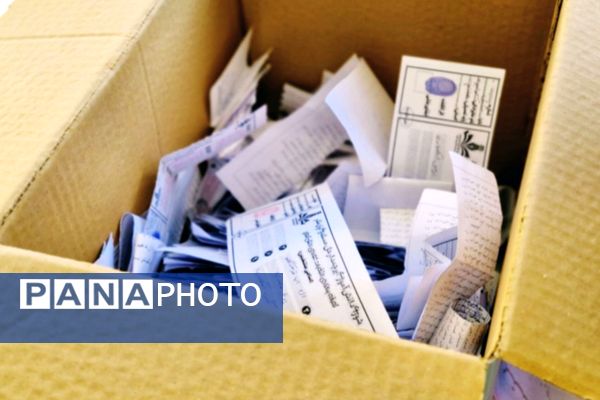 انتخابات شورای دانش‌آموزی در شهرستان رباط‌کریم