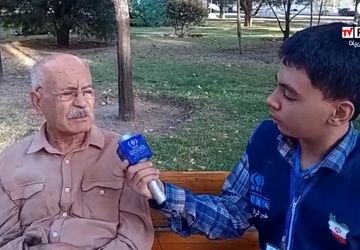 کتاب‌ها را به زبان فارسی با لهجه اصفهانی نوشتم تا لهجه شیرین اصفهانی در بین گویش‌ها محفوظ بماند