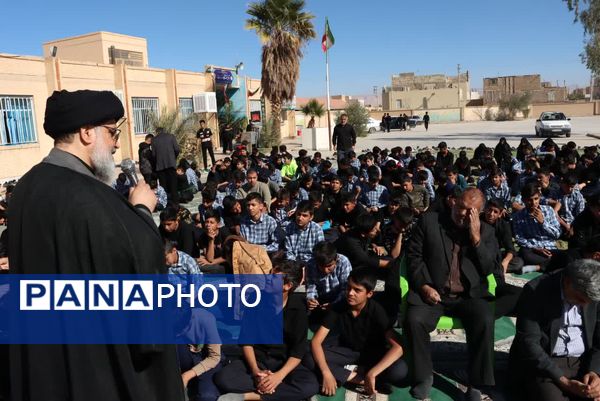 حضور معنوی امام‌جمعه بافق در مراسم سوگواری دبیرستان مناجات