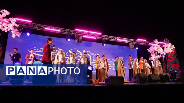 جشن بزرگ خانوادگی ولیّا به مناسبت دهه ولایت و امامت در قم