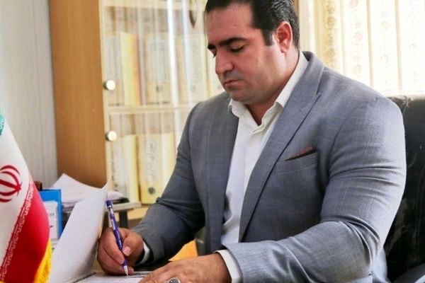 تبریک مدیر آموزش و پرورش نورآباد لرستان به قهرمان آسیایی