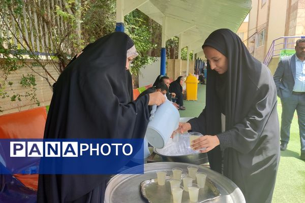 مرحله استانی چهل و دومین مسابقات قرآن عترت ونماز دختر فارس