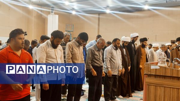 نماز جمعه در حرم مطهر امامزاده جعفر بن موسی الکاظم (ع) پیشوا 