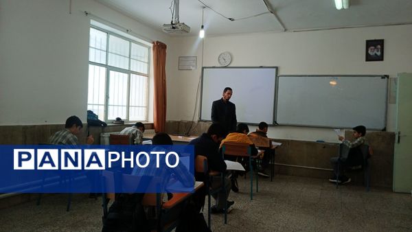 مرحله استانی «آزمون پیشرفت تحصیلی» در دبیرستان نمونه دولتی شهید حاج قاسم سلیمانی شهرستان بن