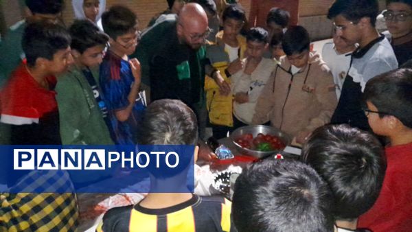 برپایی اردوی شبانه مقاومت در دبیرستان شهید بهشتی