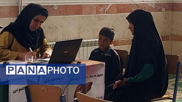 میزخدمت پزشکی رایگان برای دانش‌آموزان کم برخوردار درمدارس