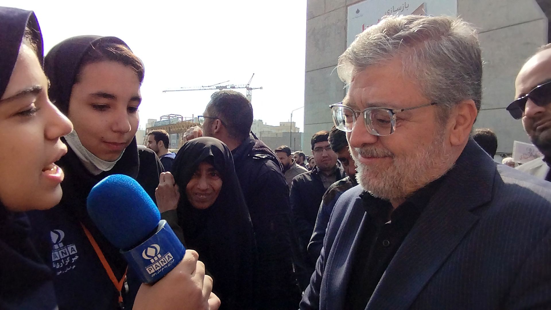 دانش آموزان در مسیر انقلاب خط مقدم مبارزه با استکبار و  دشمنان بودند