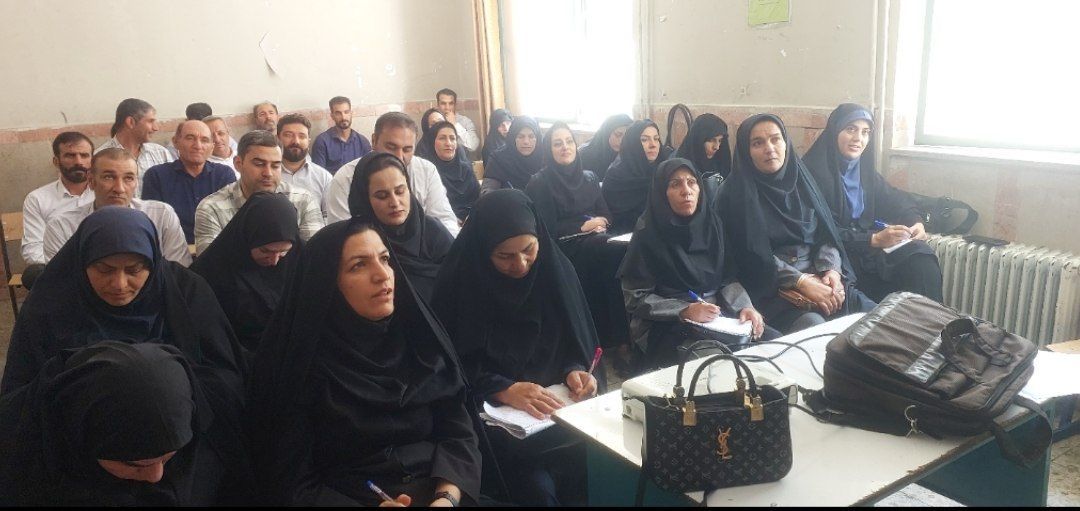 بازتاب حضور مسئولان در دومین جلسه دوره توانمندسازی طرح توانا در منطقه زاغه