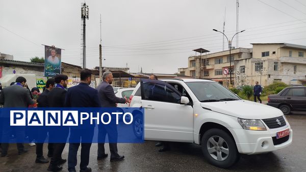 غباروبی از مزار شهدای فرهنگی به‌مناسبت هفته گرامیداشت معلم