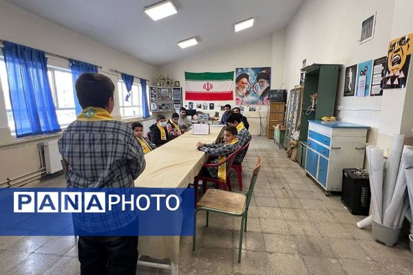 انتخابات هیئت رئیسه مجمع دانش‌آموزی پیشتازان در فیروزکوه