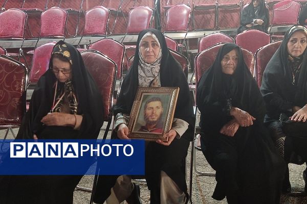 کنگره بزرگداشت سرداران و ۱۱۱۰ شهید منطقه ۱۰ شهرداری اصفهان