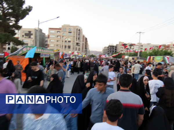 بازدید مدیرکل آموزش پرورش استان خراسان شمالی از غرفه‌های غدیرخم در بجنورد