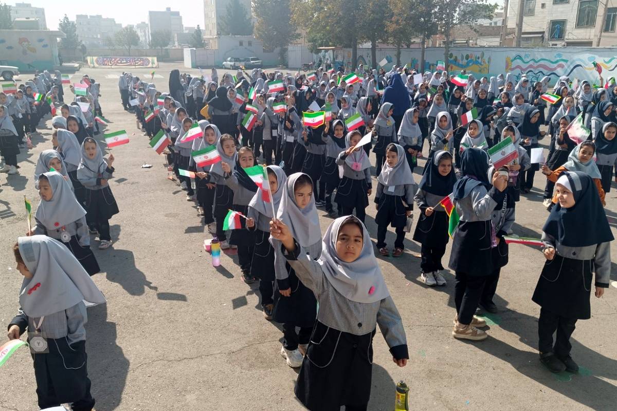 مدرسه خاستگاه هویت نسل آینده است