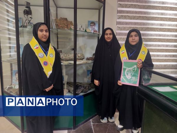 هفته کتاب خوانی در آرامگاه شهید مدرس