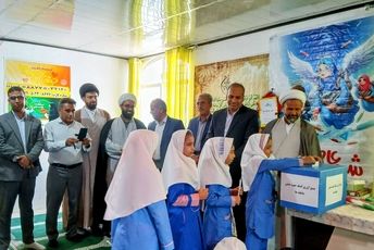 جشن عاطفه‌ها در عنبرآباد؛ آغاز فصلی تازه از همدلی دانش آموزان 