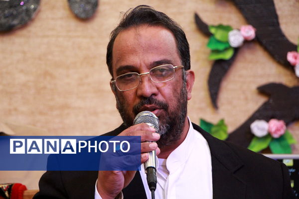 حضور خادمان رضوی در اعتکاف دانش‌آموزی فهرج