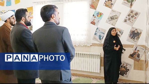 بازدید مسئول اتحادیه انجمن اسلامی یزد از دبیرستان دخترانه شهید زینلی بهاباد