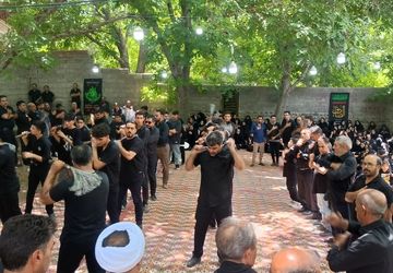 سوگواری اباعبدالله الحسین(ع) در روستای باغ‌فخروئیه 