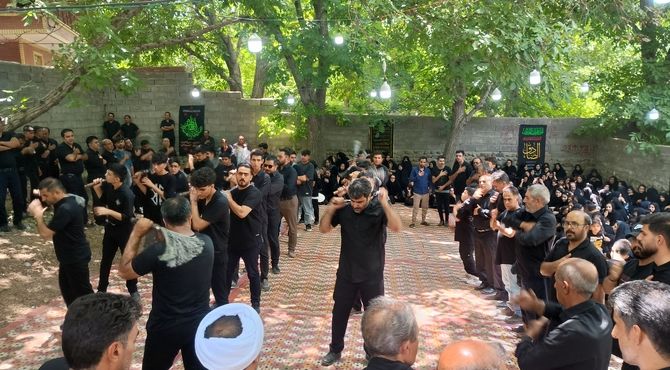 سوگواری اباعبدالله الحسین(ع) در روستای باغ‌فخروئیه 