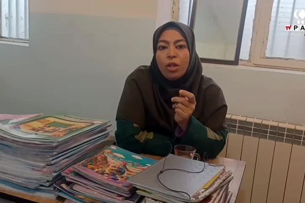 هفته فرهنگ و هنر در مدارس حدیث و بحرینی ملایر