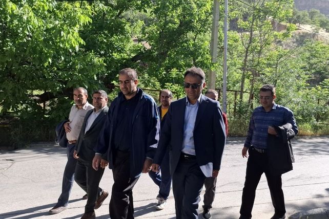 همایش پیاده‌روی کارکنان آموزش‌وپرورش کهگیلویه و بویراحمد به مناسبت هفته معلم و ولادت امام رضا (ع)