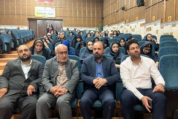 نشست گروه‌های برگزیده استانی رویداد بزرگ ملی «لیگ‌جت» در کانون فرهنگی و تربیتی شهید فهمیده کرج